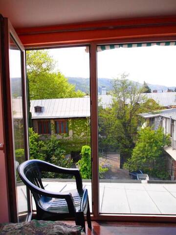 Фотографии Гостевой дом Green Stairs Guest house г. Тбилиси (Грузия) №1 Фото Гостевой дом Green Stairs Guest house г. Тбилиси 1