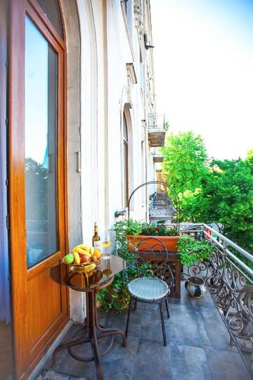Фотографии Отель Rustaveli Hotel г. Тбилиси (Грузия) №5 Фото Отель Rustaveli Hotel г. Тбилиси 5