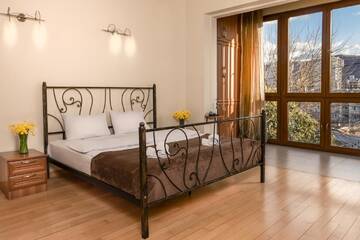 Фотографии Отель Hotel Vaki г. Тбилиси (Грузия) №2 Фото Отель Hotel Vaki г. Тбилиси 2