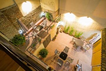 Фотографии Отель Log Inn Boutique Hotel г. Тбилиси (Грузия) №2 Фото Отель Log Inn Boutique Hotel г. Тбилиси 2