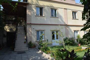 Фотографии Отель Crossway Tbilisi Hotel г. Тбилиси (Грузия) №3 Фото Отель Crossway Tbilisi Hotel г. Тбилиси 3