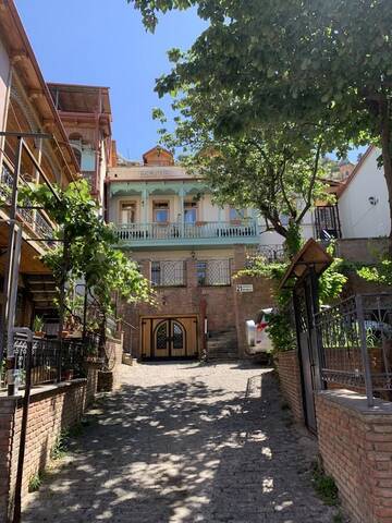 Фотографии Отель Betlemi Old Town Hotel г. Тбилиси (Грузия) №1 Фото Отель Betlemi Old Town Hotel г. Тбилиси 1