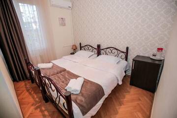Фотографии Гостевой дом Family Hotel Laba г. Тбилиси (Грузия) №1 Фото Гостевой дом Family Hotel Laba г. Тбилиси 1