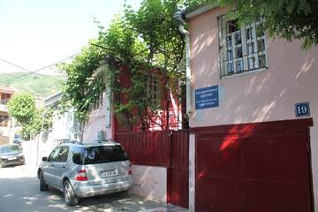 Фотографии Хостелы Hostel Old City Sololaki г. Тбилиси (Грузия) №2 Фото Хостелы Hostel Old City Sololaki г. Тбилиси 2