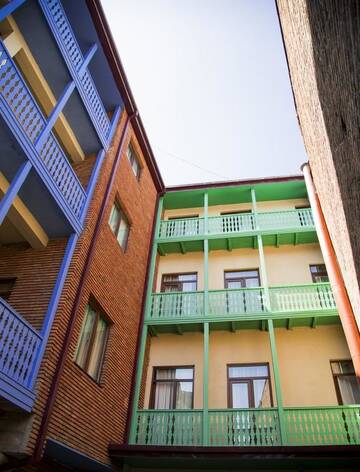 Фотографии Отель Hotel Marlyn г. Тбилиси (Грузия) №1 Фото Отель Hotel Marlyn г. Тбилиси 1