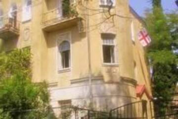 Фотографии Гостевой дом Guest House Irina Tbilisi г. Тбилиси (Грузия) №1 Фото Гостевой дом Guest House Irina Tbilisi г. Тбилиси 1