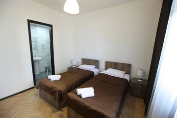 Фотографии Отель Hotel Home г. Тбилиси (Грузия) №2 Фото Отель Hotel Home г. Тбилиси 2