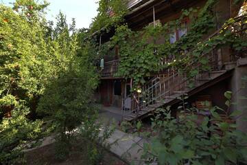 Фотографии Гостевой дом Guest House Beautiful Tbilisi г. Тбилиси (Грузия) №1 Фото Гостевой дом Guest House Beautiful Tbilisi г. Тбилиси 1