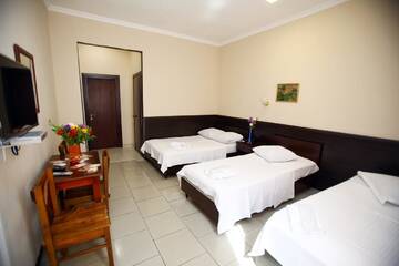 Фотографии Отель Rose Hotel г. Тбилиси (Грузия) №2 Фото Отель Rose Hotel г. Тбилиси 2