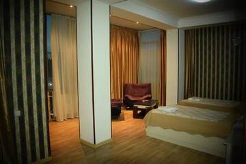 Фотографии Отель Hotel Kourosh г. Тбилиси (Грузия) №4 Фото Отель Hotel Kourosh г. Тбилиси 4
