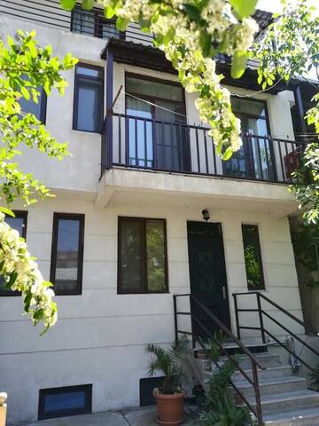 Фотографии Гостевой дом Guest House Nana г. Тбилиси (Грузия) №2 Фото Гостевой дом Guest House Nana г. Тбилиси 2