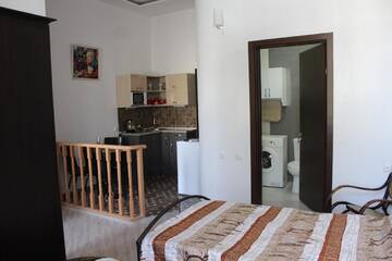 Фотографии Гостевой дом Guest House on Gia Abesadze Street г. Тбилиси (Грузия) №4 Фото Гостевой дом Guest House on Gia Abesadze Street г. Тбилиси 4