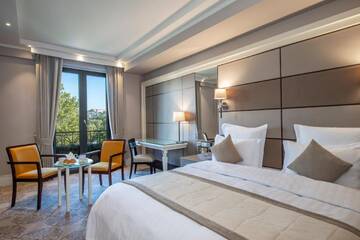 Фотографии Отель Ambassadori Tbilisi Hotel г. Тбилиси (Грузия) №1 Фото Отель Ambassadori Tbilisi Hotel г. Тбилиси 1
