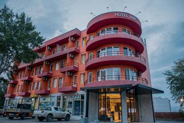 Фотографии Отель Hotel Lux г. Тбилиси (Грузия) №2 Фото Отель Hotel Lux г. Тбилиси 2