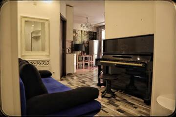 Фотографии Отели эконом-класса Apartment with the best location г. Тбилиси (Грузия) №1 Фото Отели эконом-класса Apartment with the best location г. Тбилиси 1