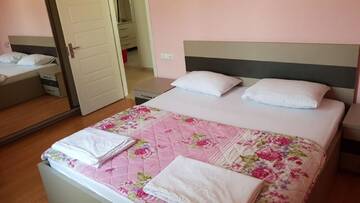 Фотографии Гостевой дом Rest Home Tbilisi г. Тбилиси (Грузия) №1 Фото Гостевой дом Rest Home Tbilisi г. Тбилиси 1