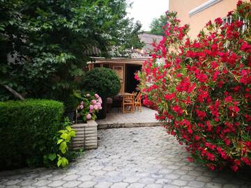 Фотографии Виллы Varketili Garden г. Тбилиси (Грузия) №2 Фото Виллы Varketili Garden г. Тбилиси 2