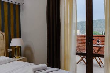 Фотографии Отель Golden Globe Boutique Hotel г. Тбилиси (Грузия) №4 Фото Отель Golden Globe Boutique Hotel г. Тбилиси 4