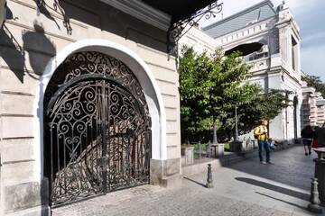Фотографии Отель Memoir Hotel г. Тбилиси (Грузия) №1 Фото Отель Memoir Hotel г. Тбилиси 1