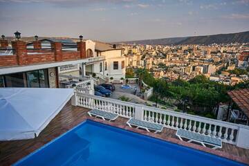 Фотографии Отель Boutique Hotel Antique Resorts г. Тбилиси (Грузия) №2 Фото Отель Boutique Hotel Antique Resorts г. Тбилиси 2