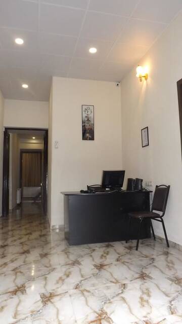 Фотографии Отель Hotel Nomad г. Тбилиси (Грузия) №1 Фото Отель Hotel Nomad г. Тбилиси 1