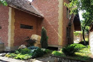 Фотографии Виллы RARE house with garden г. Тбилиси (Грузия) №4 Фото Виллы RARE house with garden г. Тбилиси 4