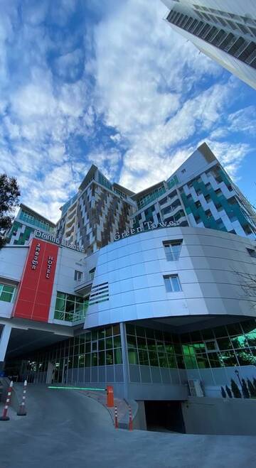Фотографии Отель Green Tower Hotel г. Тбилиси (Грузия) №2 Фото Отель Green Tower Hotel г. Тбилиси 2