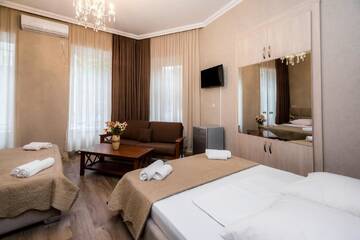 Фотографии Гостевой дом Star Hotel г. Тбилиси (Грузия) №4 Фото Гостевой дом Star Hotel г. Тбилиси 4