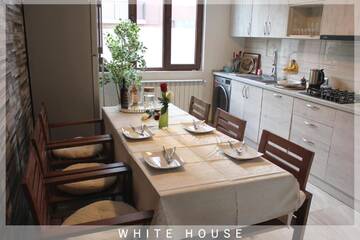 Фотографии Виллы White House г. Тбилиси (Грузия) №3 Фото Виллы White House г. Тбилиси 3