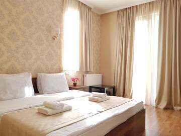Фотографии Отель Gold Line Hotel г. Тбилиси (Грузия) №1 Фото Отель Gold Line Hotel г. Тбилиси 1