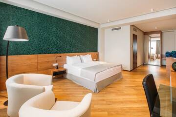 Фотографии Отель Hotel Tbilisi Tower г. Тбилиси (Грузия) №2 Фото Отель Hotel Tbilisi Tower г. Тбилиси 2