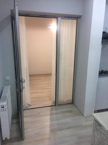Фотографии Дома для отпуска Two bedroom apartment..Metro Marjanishvili-Street-Ivane Javakhishvili 58a г. Тбилиси (Грузия) №3 Фото Дома для отпуска Two bedroom apartment..Metro Marjanishvili-Street-Ivane Javakhishvili 58a г. Тбилиси 3