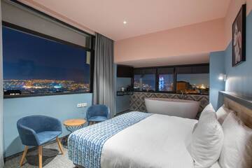 Фотографии Отель Vera Hills Boutique Hotel г. Тбилиси (Грузия) №1 Фото Отель Vera Hills Boutique Hotel г. Тбилиси 1