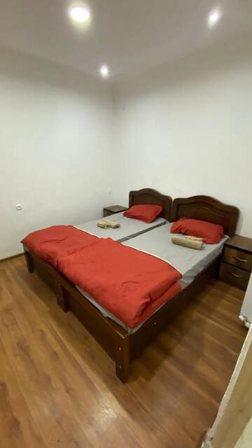 Фотографии Гостевой дом 6ROOM HOLIDAY GUEST APARTMENT г. Тбилиси (Грузия) №2 Фото Гостевой дом 6ROOM HOLIDAY GUEST APARTMENT г. Тбилиси 2