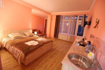 Фотографии Отель Hotel Caucase г. Тбилиси (Грузия) №2 Фото Отель Hotel Caucase г. Тбилиси 2