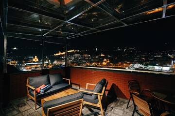 Фотографии Отель Boutique Hotel Umbrella г. Тбилиси (Грузия) №2 Фото Отель Boutique Hotel Umbrella г. Тбилиси 2