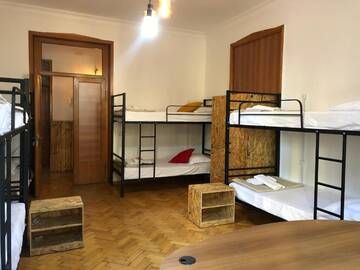 Фотографии Хостелы Vac Hostel г. Тбилиси (Грузия) №4 Фото Хостелы Vac Hostel г. Тбилиси 4