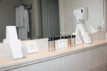 Фото номера Стандартный двухместный номер с 1 кроватью Отель Sharden Villa Hotel г. Тбилиси 13