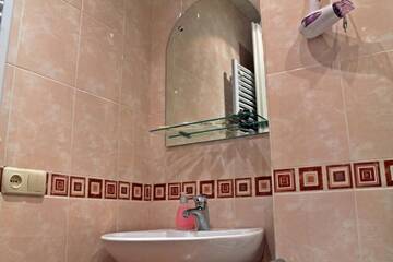 Фото номера Двухместный номер с 1 кроватью Отели типа «постель и завтрак» Vake Hotel г. Тбилиси 23
