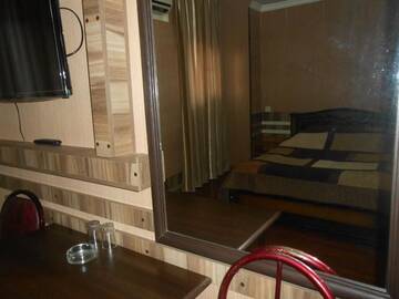 Фото номера Стандартный одноместный номер с душем Отель Dkd-bridge Hotel г. Тбилиси 6
