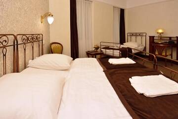 Фото номера Стандартный трехместный номер Отель Boutique Villa Mtiebi г. Тбилиси 8