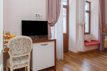 Фото номера Стандартный двухместный люкс с 1 кроватью Отель Hotel Nata г. Тбилиси 9