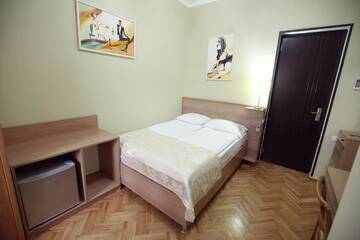 Фото номера Двухместный номер с 1 кроватью Отель Silver Hotel г. Тбилиси 5