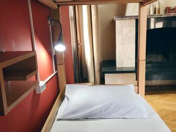 Фото номера Кровать в общем 6-местном номере для мужчин и женщин Хостелы Envoy Hostel г. Тбилиси 4