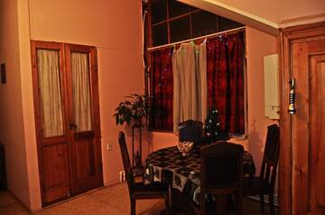 Фото номера Одноместный номер эконом-класса Гостевой дом S.N. Guest House г. Тбилиси 13