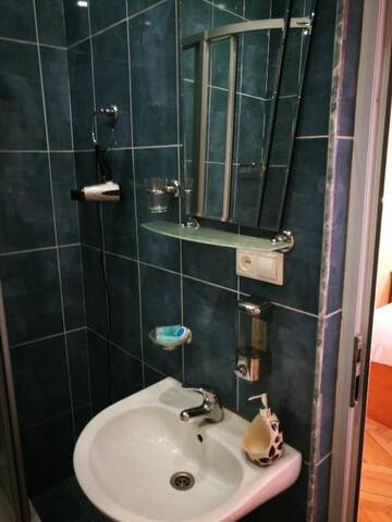 Фото номера Двухместный номер эконом-класса с 1 кроватью Отель Hotel Salo г. Тбилиси 10