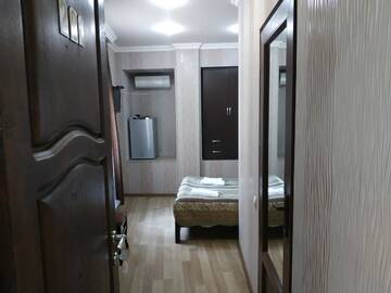 Фото номера Стандартный одноместный номер Отель Hotel Lions г. Тбилиси 2