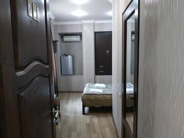 Фото номера Стандартный одноместный номер Отель Hotel Lions г. Тбилиси 4