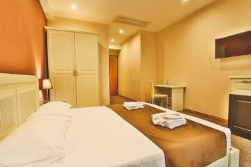 Фото номера Стандартный двухместный номер с 1 кроватью Отель Dolabauri Hotel г. Тбилиси 7