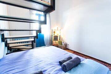 Фото номера Четырехместный номер с общей ванной комнатой Хостелы Namaste Hostel г. Тбилиси 18